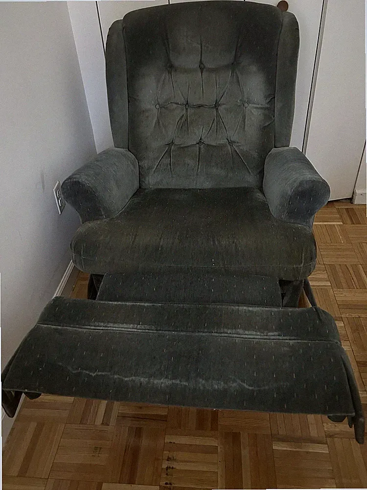 Vintage RECLINER CHAIR